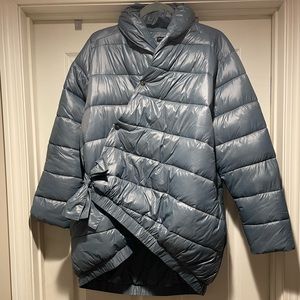 Universal Standard Blue Kanda Puffer